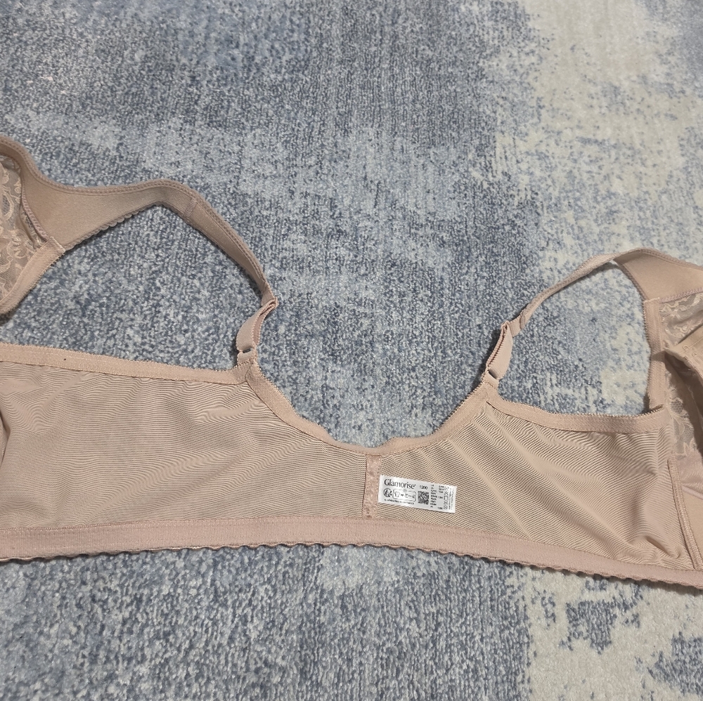GLAMORISE Comfort Lace Front-Close Full-Coverage Women's Bra in Nude. Size 52DD. - Picture 10 of 11